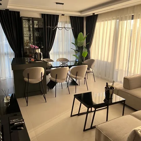 Beautiful With A Magical View Apartment